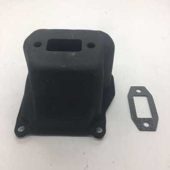 Echappement pour tronçonneuse HYUNDAI HTRTPRO5350-2 -Rèf :16130003